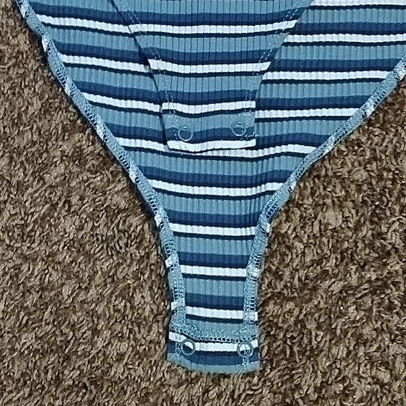 One piece blue tank top - Picture 3 of 3